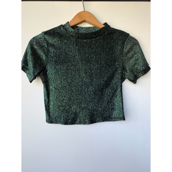 COPY - Size 4, TOPSHOP, shimmery green and black crop top - Picture 3 of 12